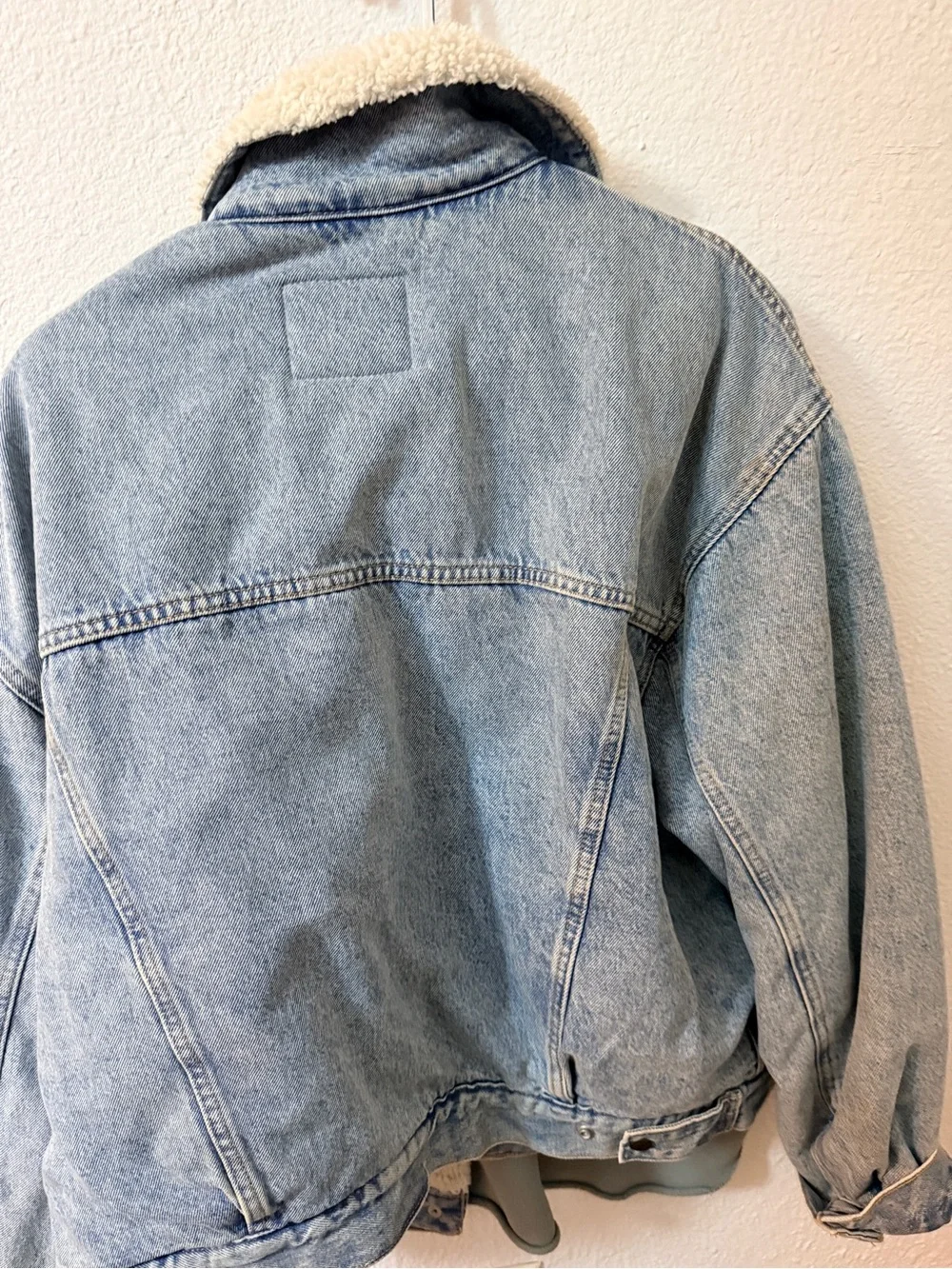 Levi's Light Blue Denim Sherpa Jacket with Cream Lining